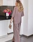 Structured fabric set  EU082025 с polyester и spandex, изображение на тъканта и текстурата.