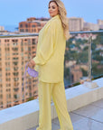Structured fabric set  EU082025 от polyester 97% и spandex 3%, показан в изображението.