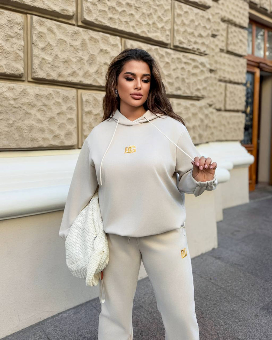 Velour set with embroidery  - Twiggy Shop