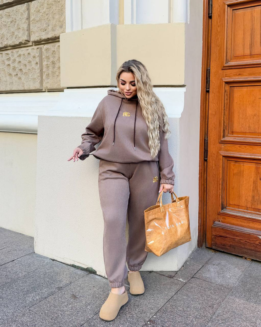 Velour set with embroidery  - Twiggy Shop