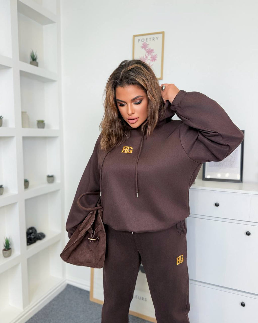 Velour set with embroidery  - Twiggy Shop