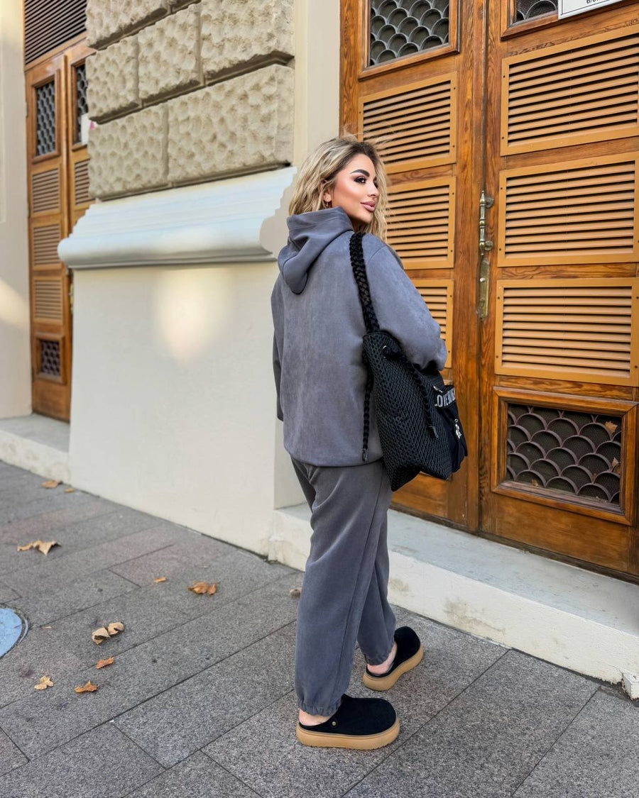 Velour set with embroidery  - Twiggy Shop