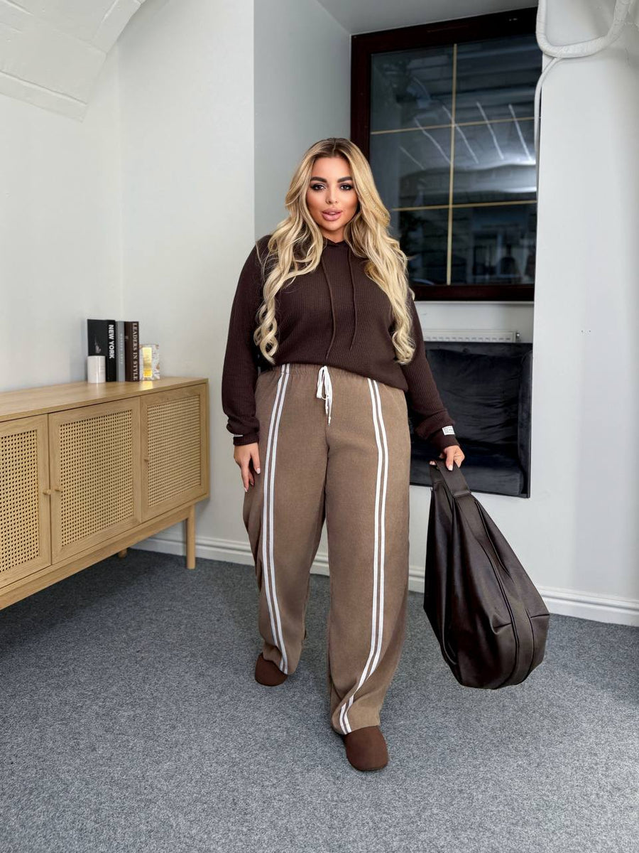 Wide velvet trousers  - Twiggy Shop