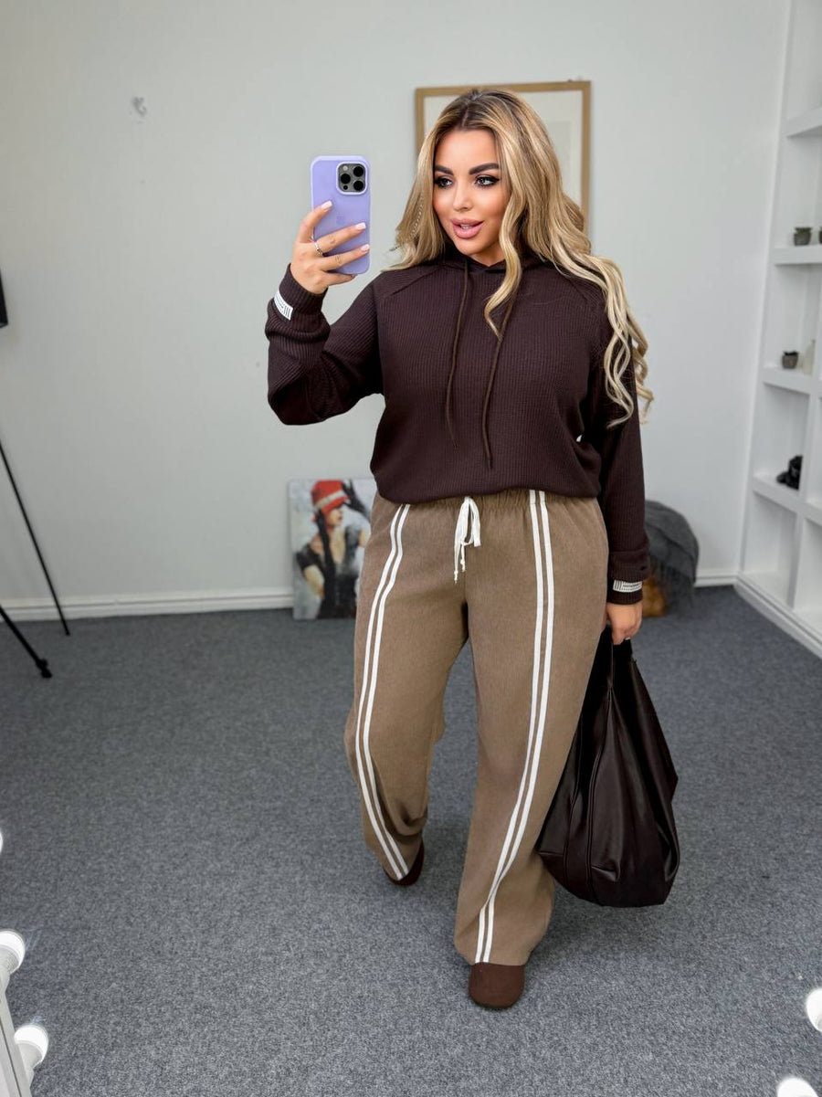 Wide velvet trousers  - Twiggy Shop