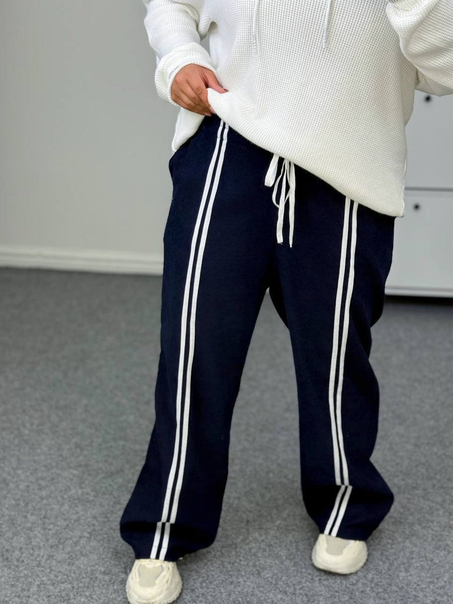 Wide velvet trousers  - Twiggy Shop