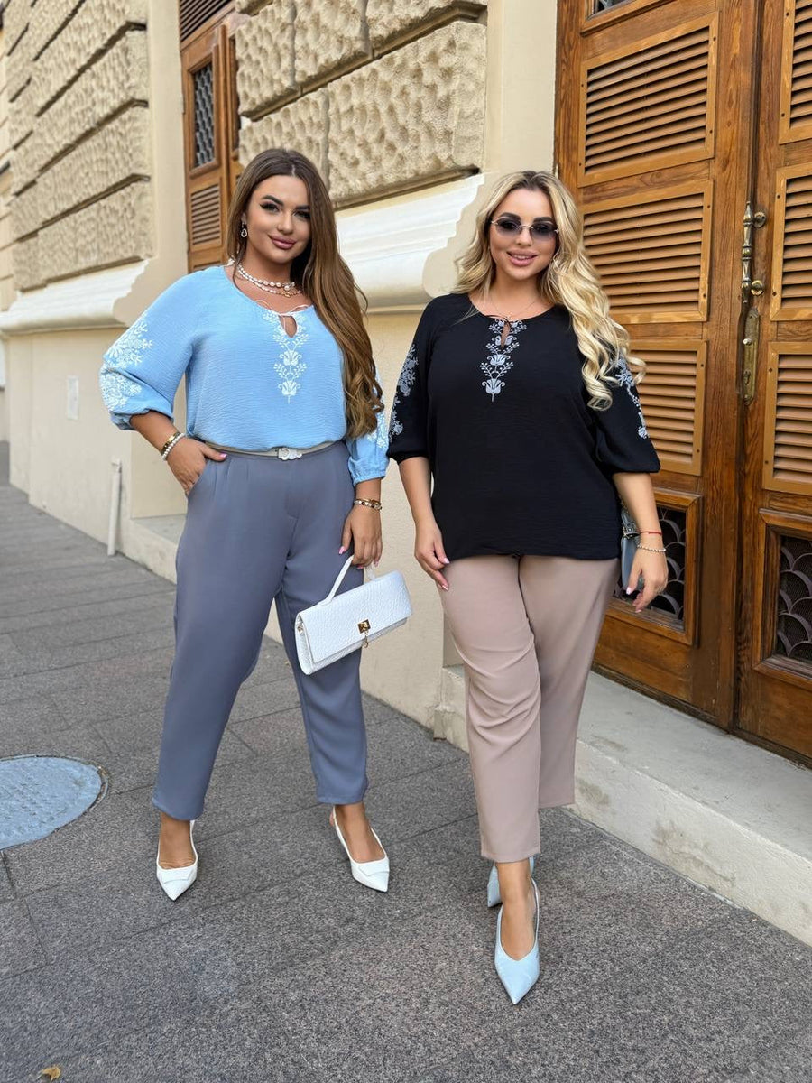 Blouse with ornaments  - Twiggy Shop