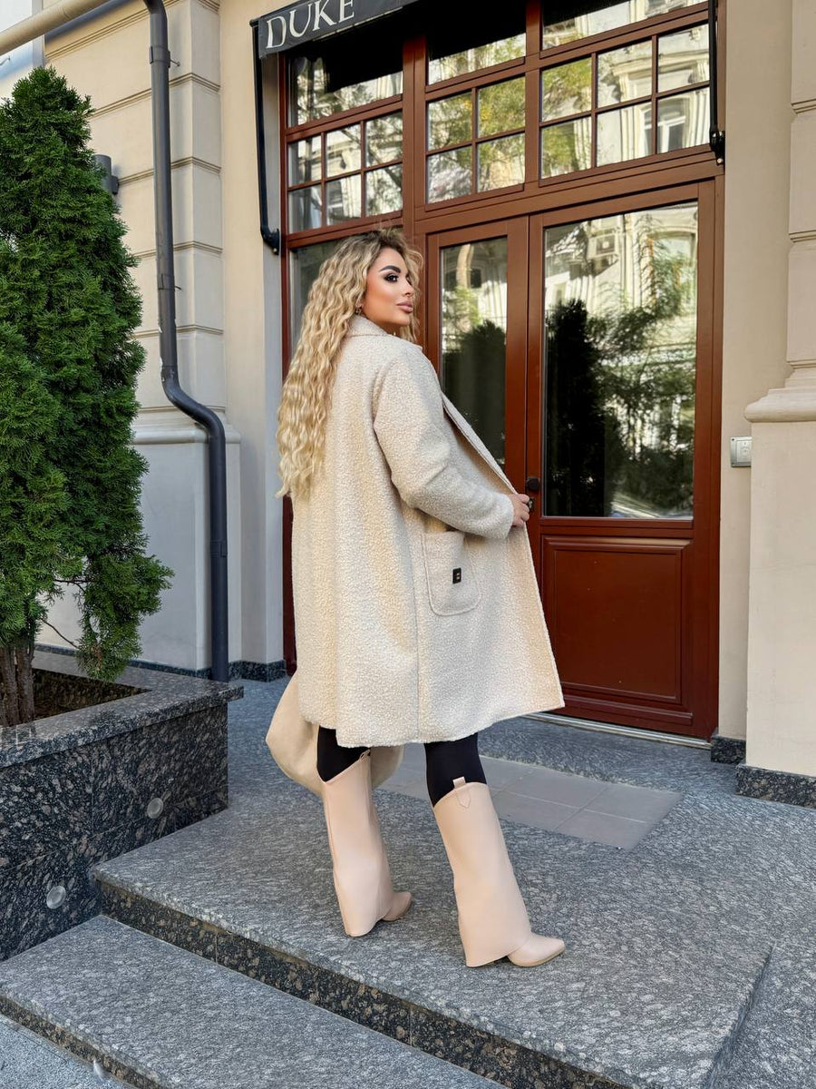 Light karakul coat  - Twiggy Shop