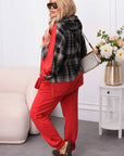 Knit set with checkered inserts , мек и стиlinen , от polyester и spandex, подходящ за ежедневна носия.