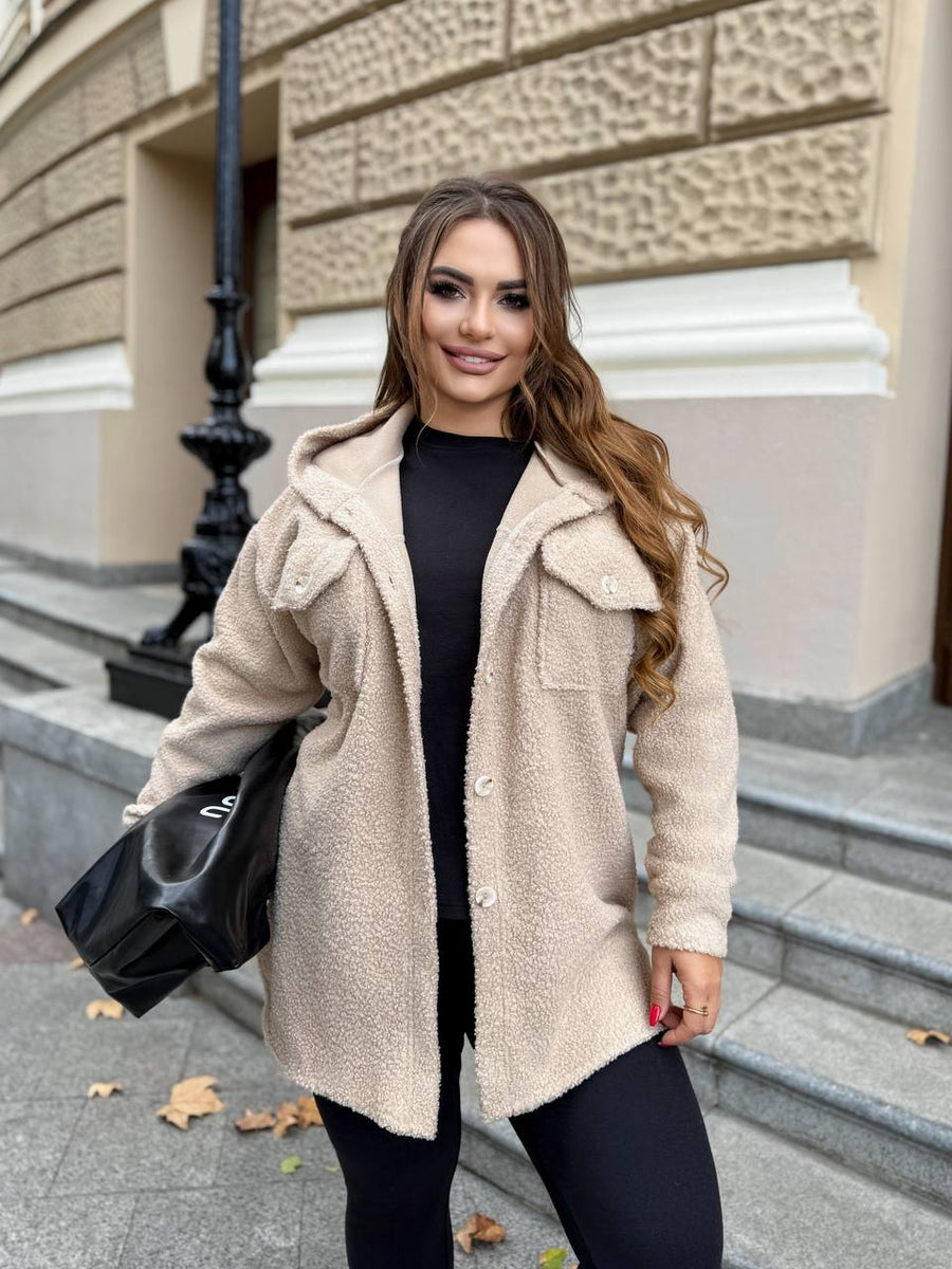 Karakul outer shirt with a hood  - Twiggy Shop