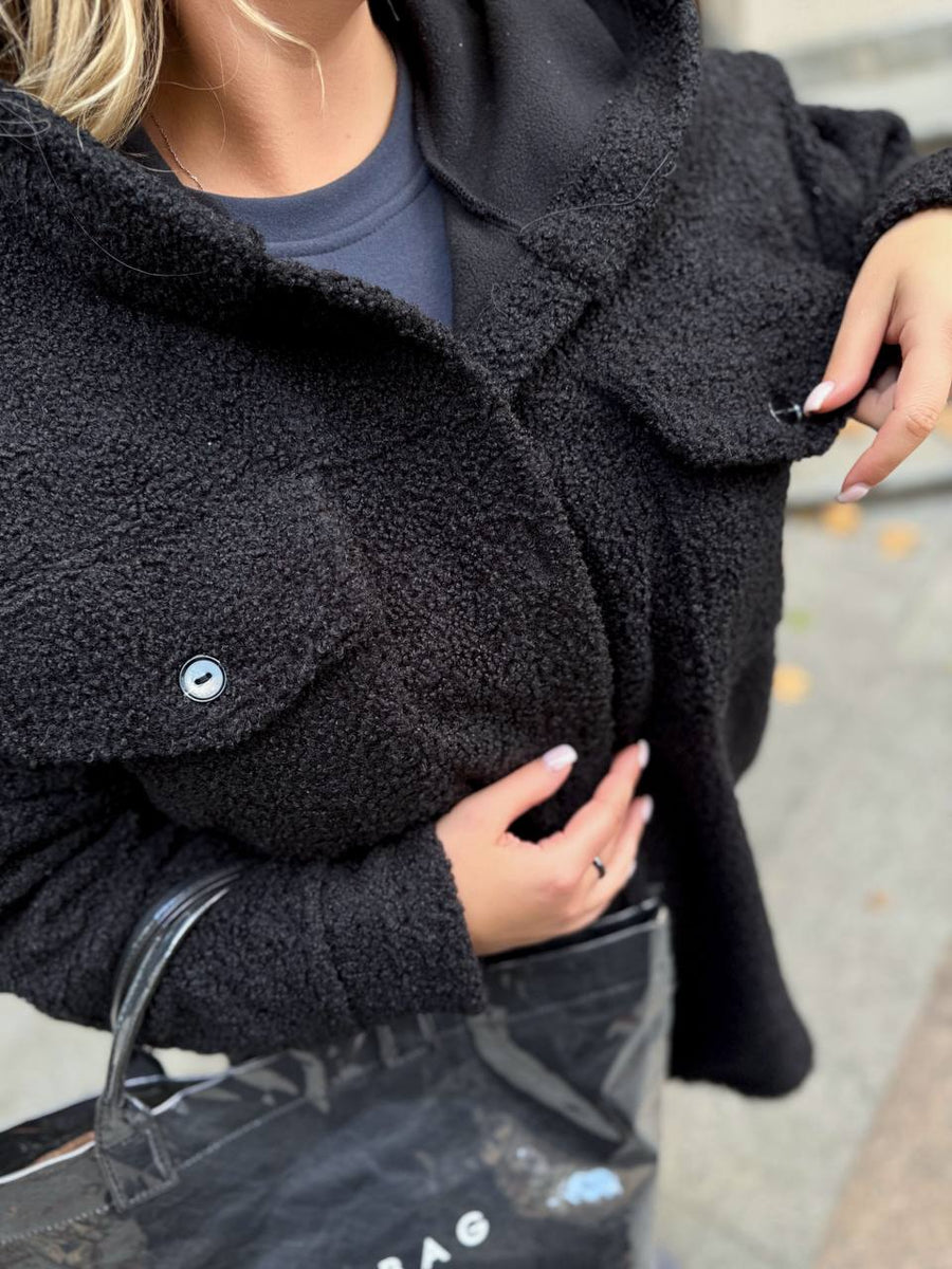 Karakul outer shirt with a hood  - Twiggy Shop