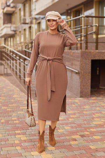 Knit dress with a slit