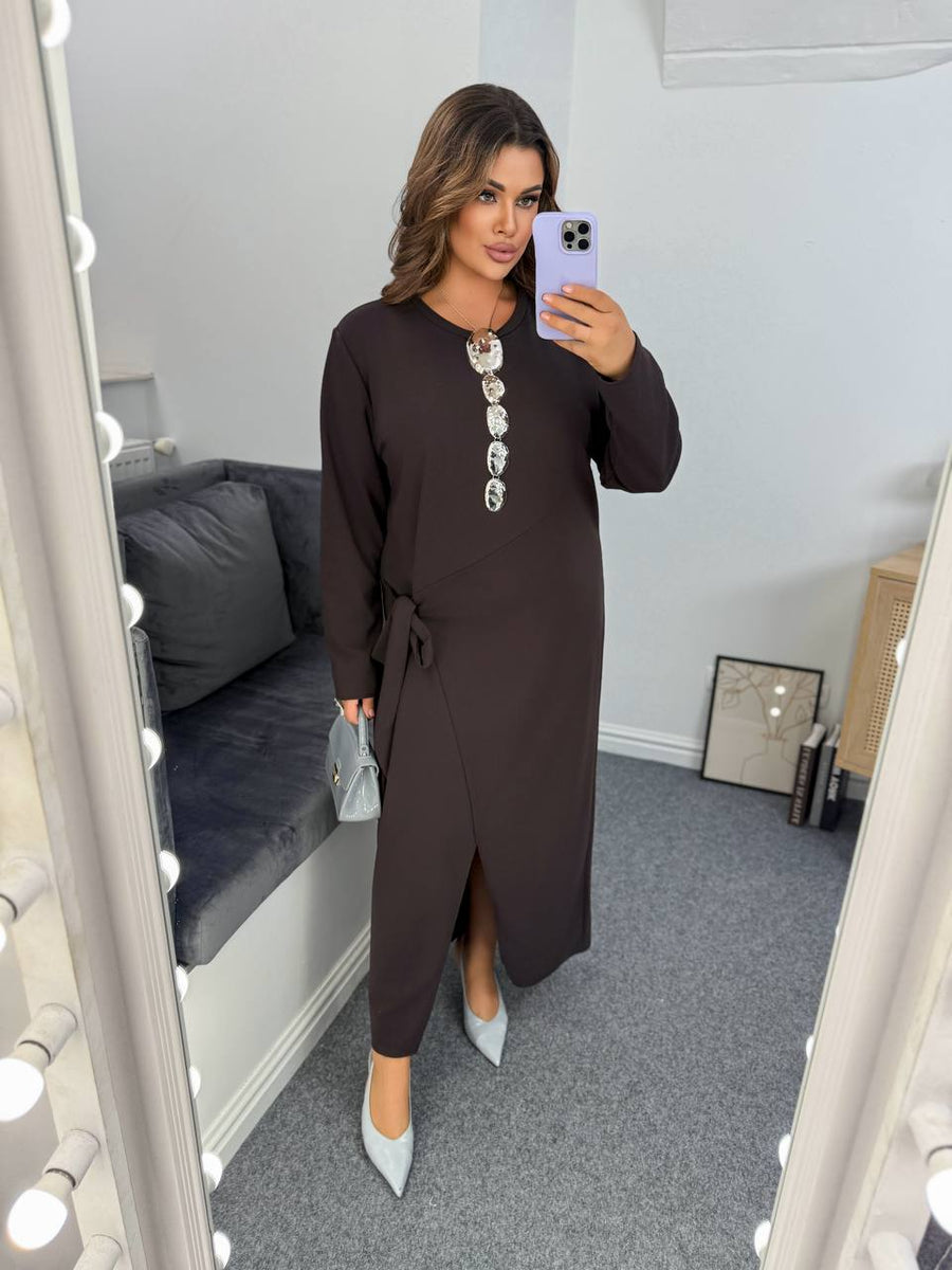 Midi dress with a slit  - Twiggy Shop