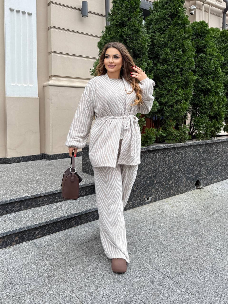 Velvet-textured pants  - Twiggy Shop