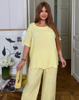 Light cotton set  със 70% cotton и 30% polyester, подходящ за ежедневна употреба.