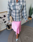 Checked shirt with a belt made from cotton and polyester, model with long sleeves and classic design, suitable for everyday style