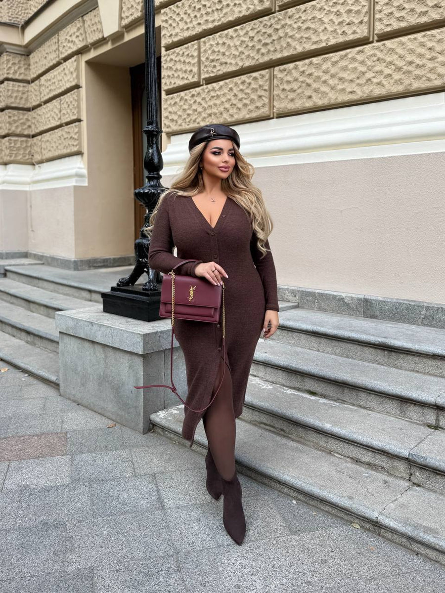 Fitted dress made of soft knit  - Twiggy Shop