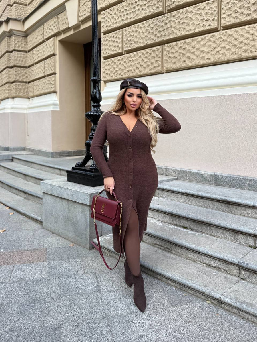 Fitted dress made of soft knit  - Twiggy Shop