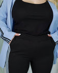 Business set with stone embellishments print , с polyester и lycra, изображение на елегантен бизнес комплект с цветен дизайн.