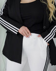 Business set with stone embellishments print , изработен от polyester, lycra и nylon, с моден дизайн и каменен акцент.