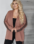 Business set with stone embellishments print  от polyester, lycra и nylon, изображение на елегантен модел.