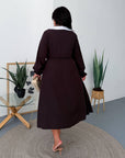 Midi dress with a statement collar, made from polyester and elastane, stylish and elegant for New Year celebrations.