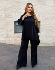 Loose-fitting set with rhinestones made from polyester, viscose and lycra, with details and accessories, suitable for everyday style.