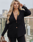 Стилно дамско яке със принт, изработено от polyester, lycra и nylon, подходящо за ежедневна визия.