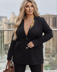 Стилно дамско Printed blazer , направено от polyester, lycra и nylon, с моден дизайн и ярки цветове.