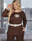 Ribbed fabric set with a belt , polyester и lycra, за елегантен и комфортен ежедневен стил.