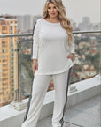 Ribbed fabric set with stripes , polyester 80%, lycra 2%, nylon 18%, елегантен и комфортен за носене.