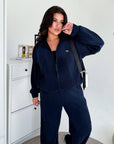 Corduroy set with viscose, cotton and elastane, shown in the image, with soft texture and elegant design.