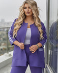 Pants and blazer set with stripes , polyester и lycra, с моден дизайн, показан на изображението.