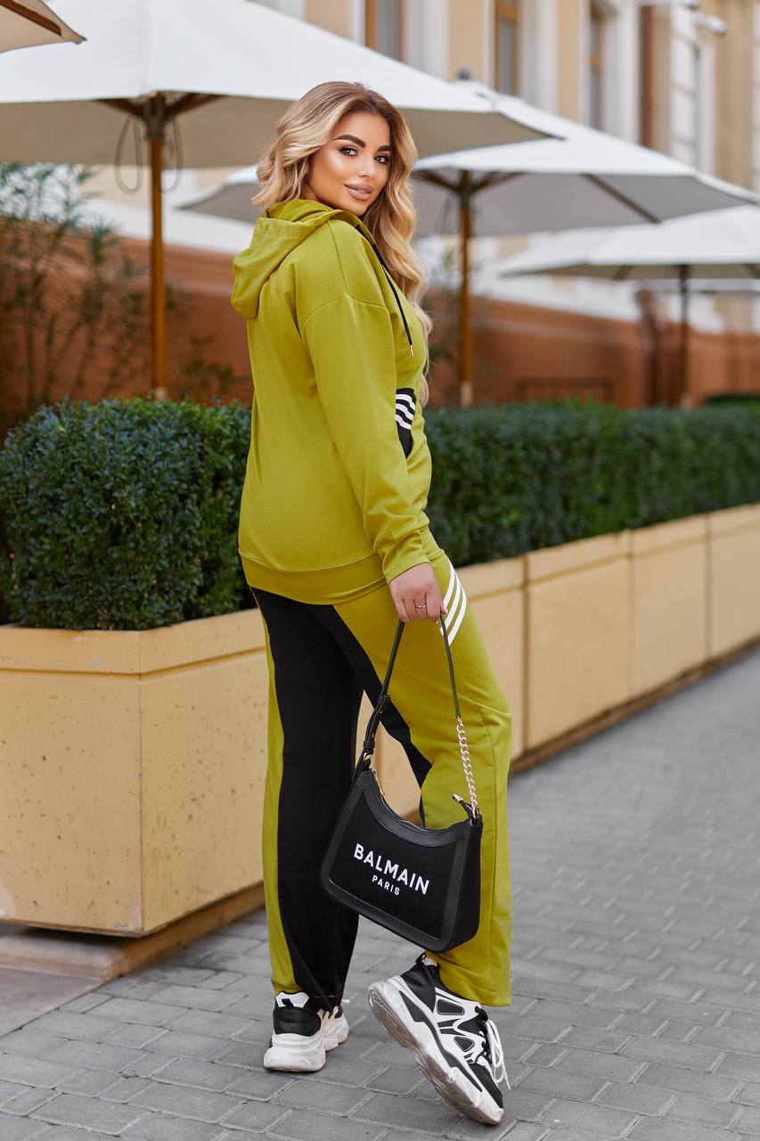 Sports set  - Twiggy Shop