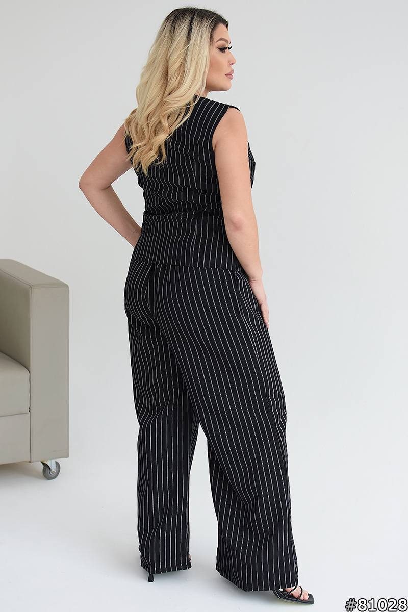 Two-piece set - vest and trousers