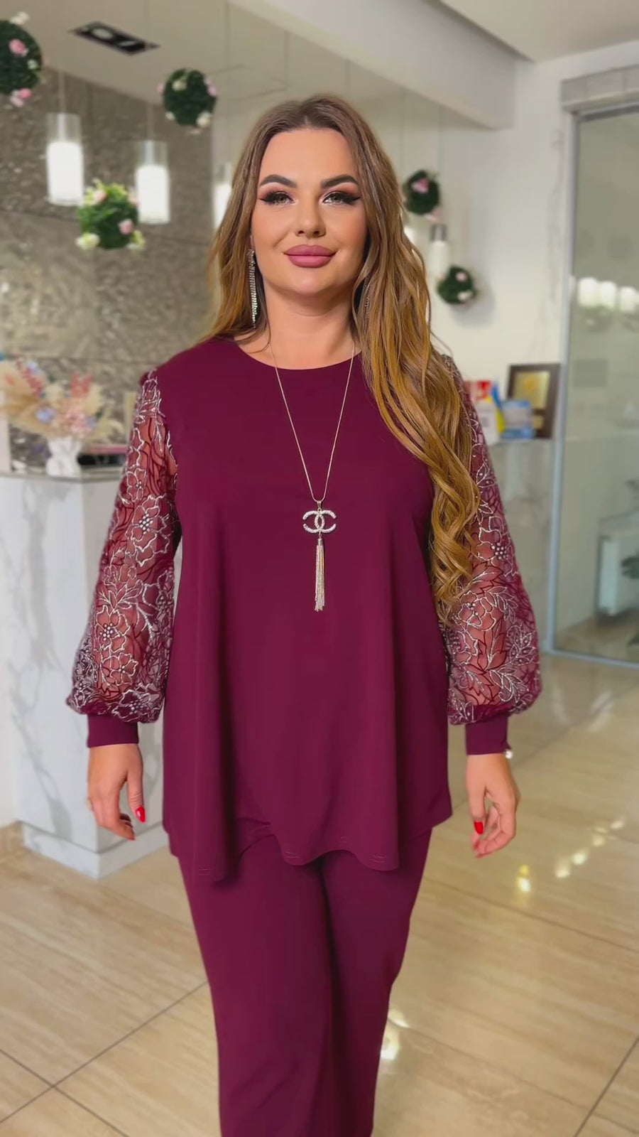 Set blusa con rete e pantaloni