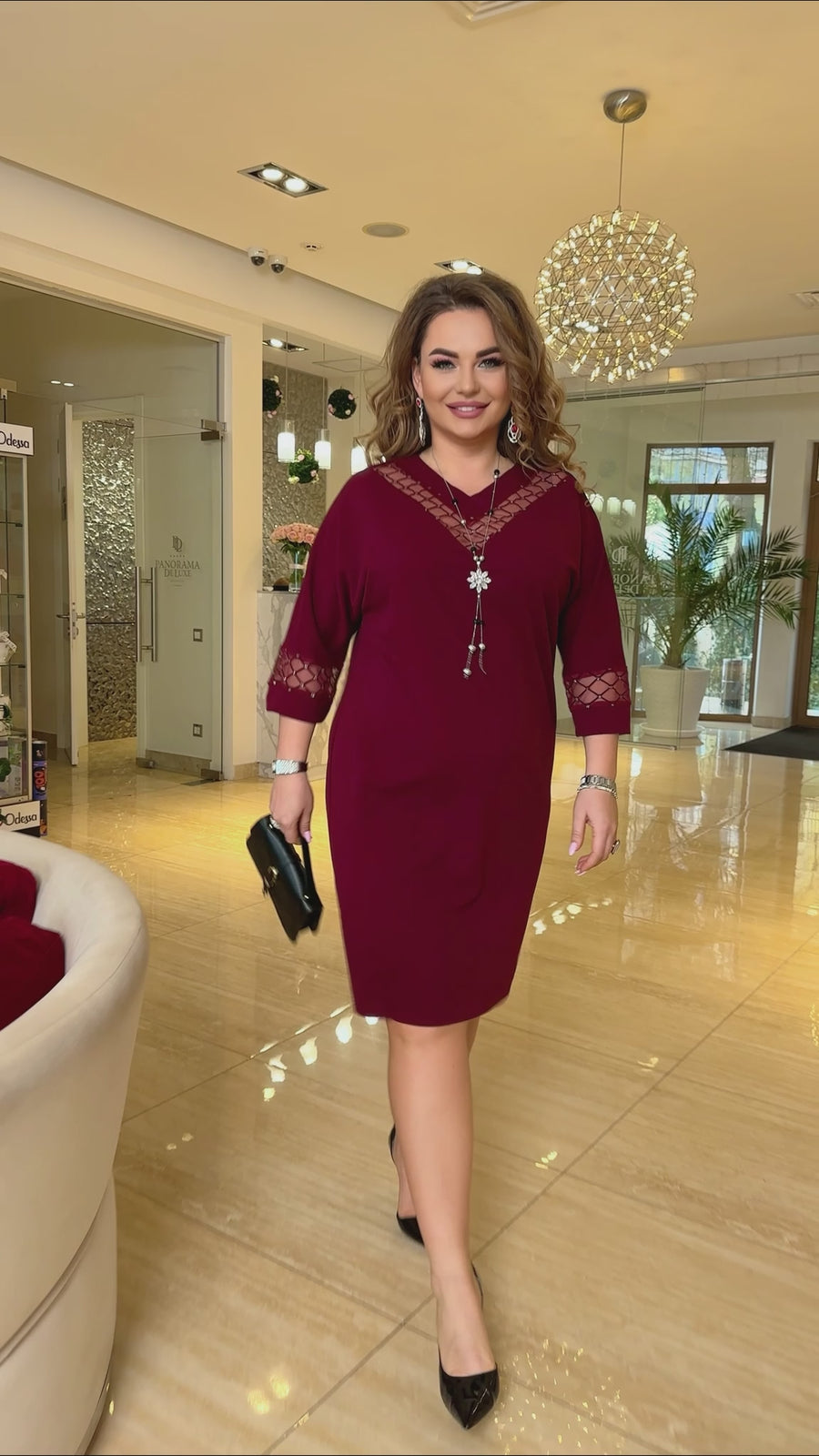 Rochie cu croiala dreaptă, cu plasă