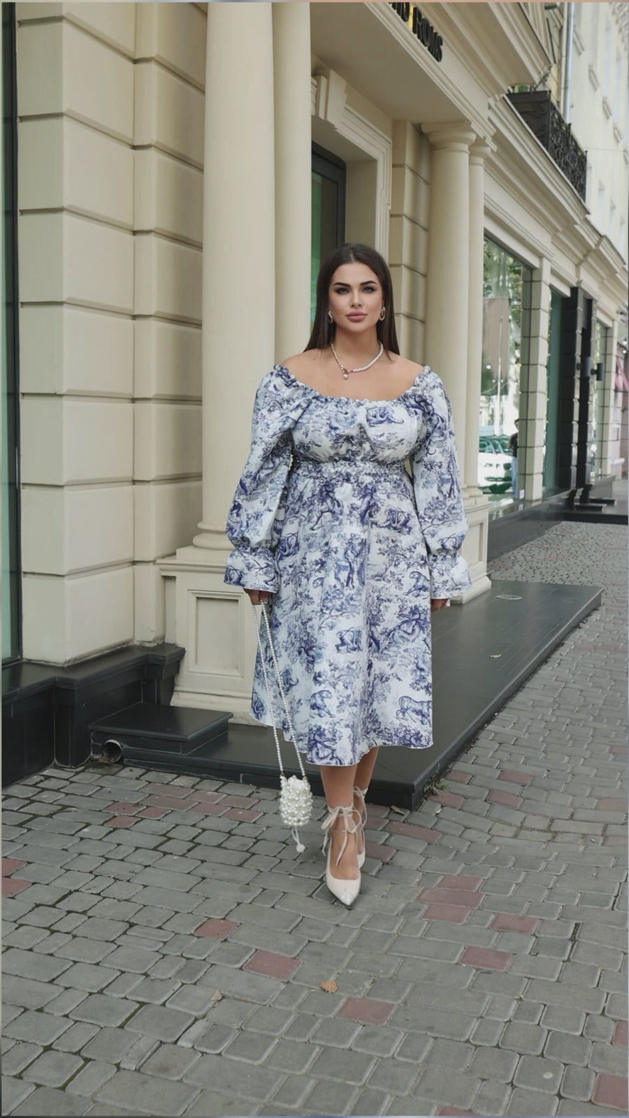 Rochie midi cu linie A