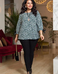 Set of blouse and leggings